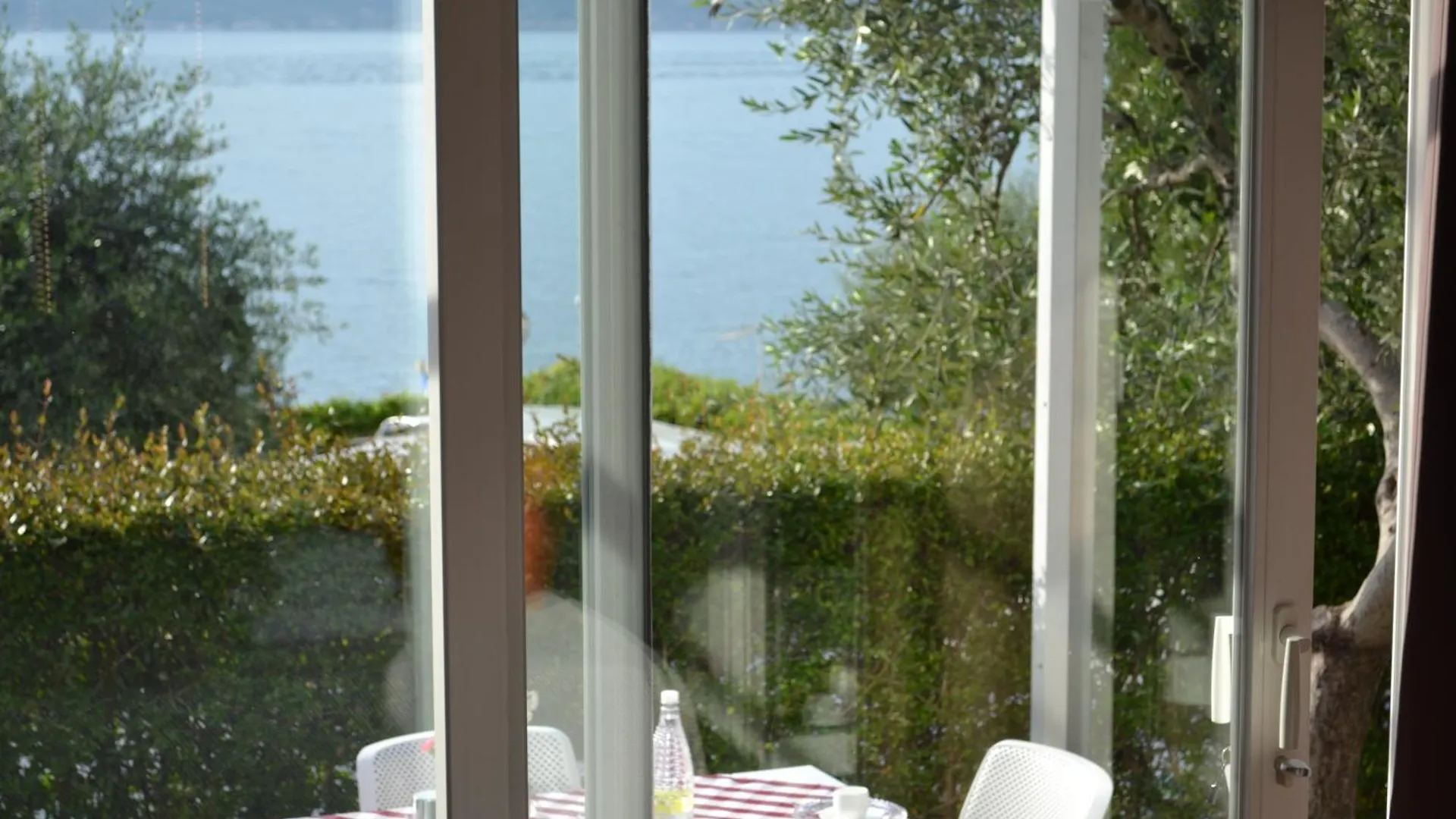 Camping Spiaggia D' Oro Torri Torri Del Benaco 0*,