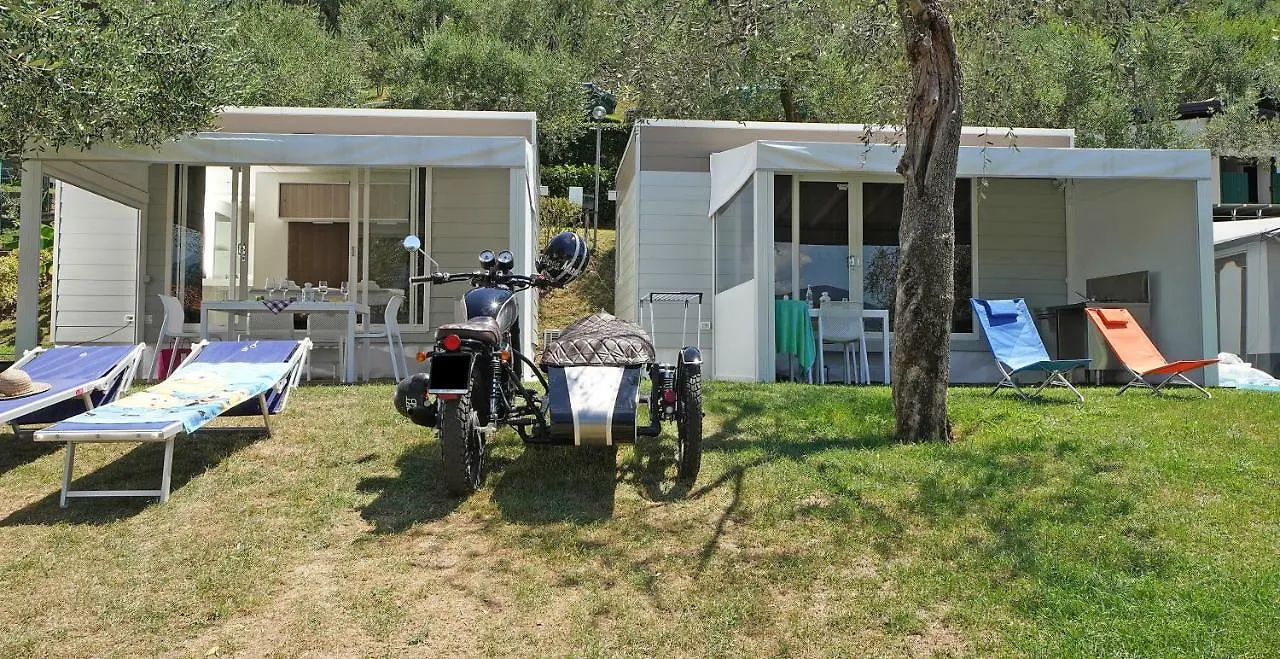 Camping Spiaggia D' Oro Torri Torri Del Benaco