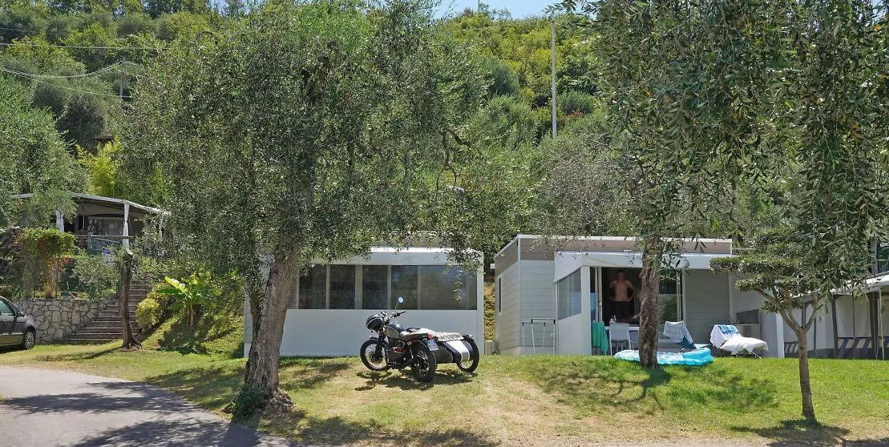 Campsite Camping Spiaggia D' Oro Torri Torri Del Benaco
