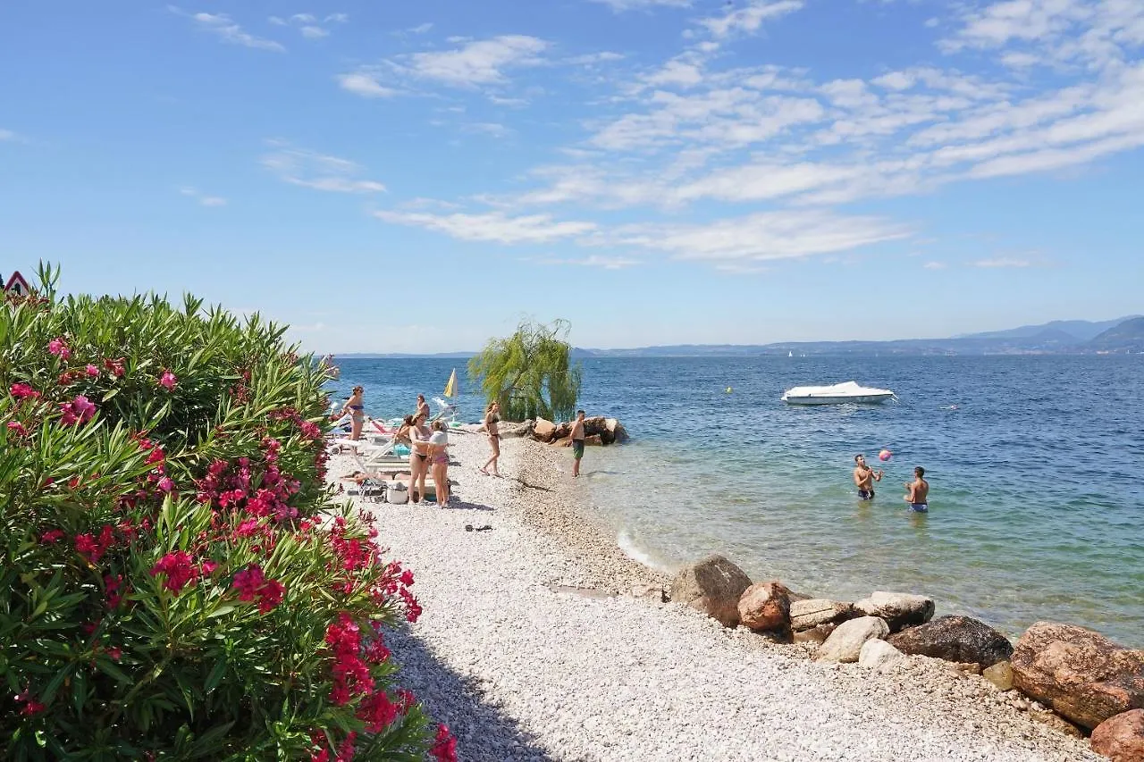 Camping Spiaggia D' Oro Torri Torri Del Benaco