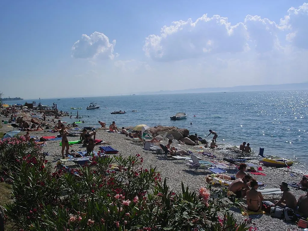 Camping Spiaggia D' Oro Torri Torri Del Benaco